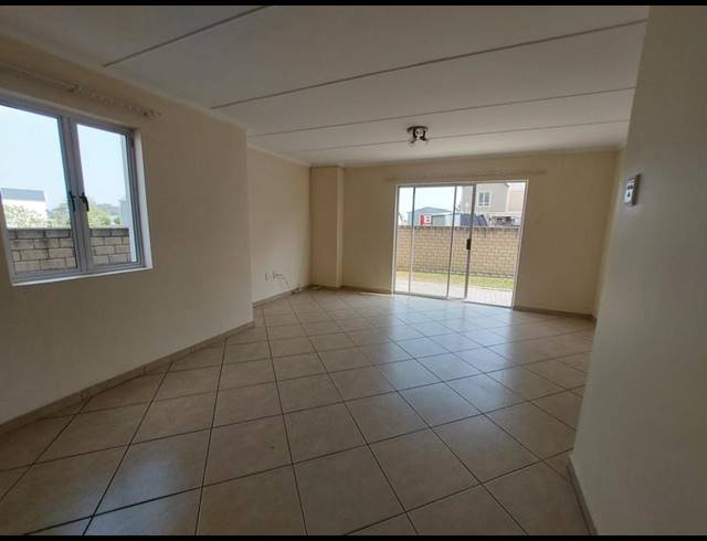 3 BEDROOM TOWNHOUSE FOR SALE IN RIVERSPRAY LIFESTYLE ESTATE